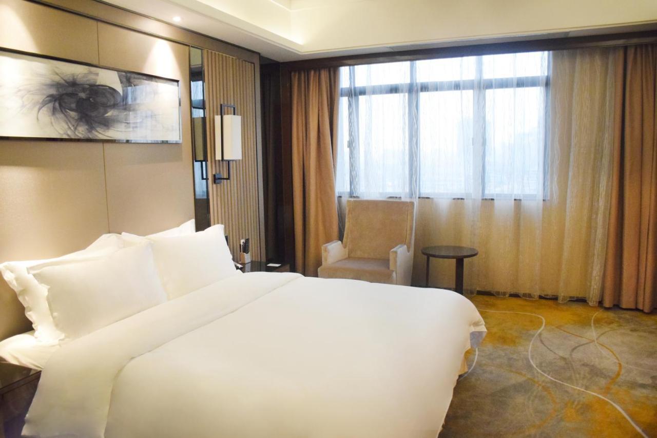 Ramada Foshan Hotel Esterno foto