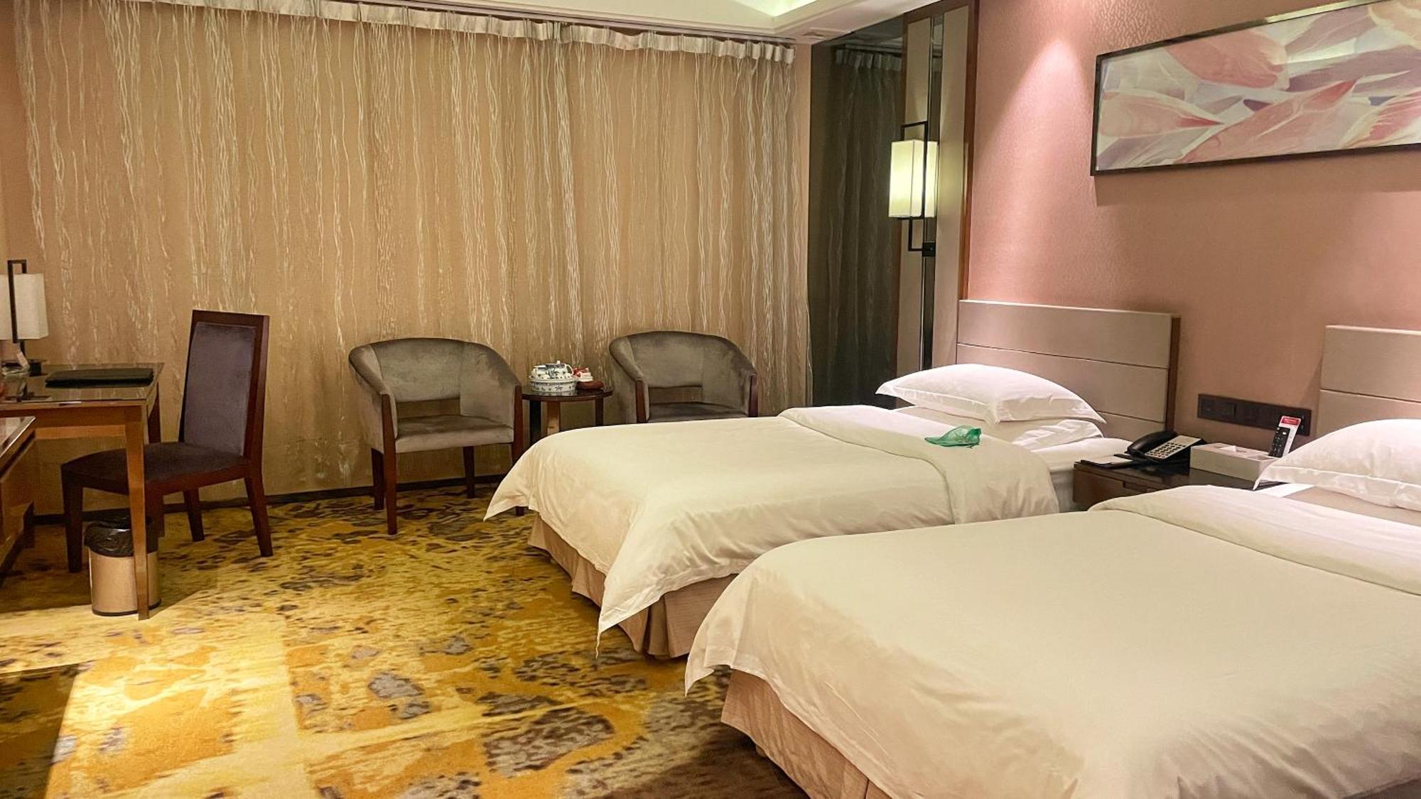 Ramada Foshan Hotel Esterno foto
