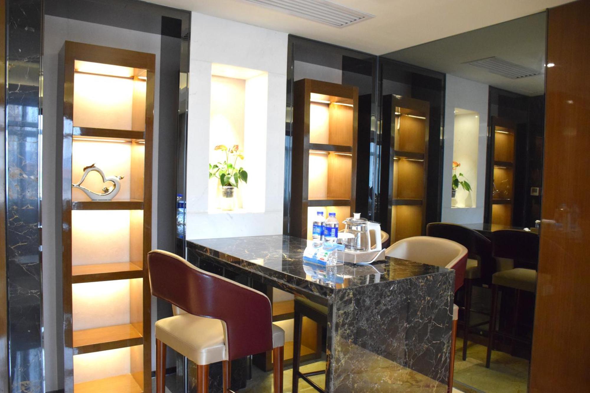Ramada Foshan Hotel Esterno foto