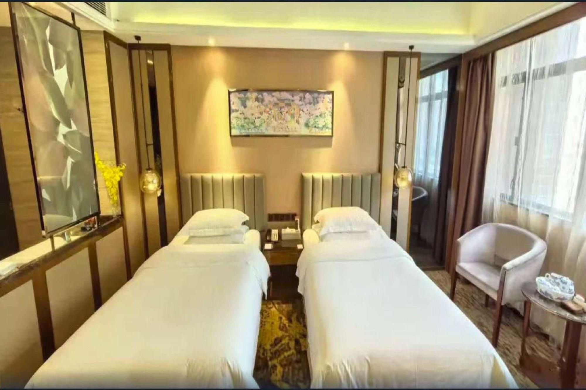 Ramada Foshan Hotel Esterno foto