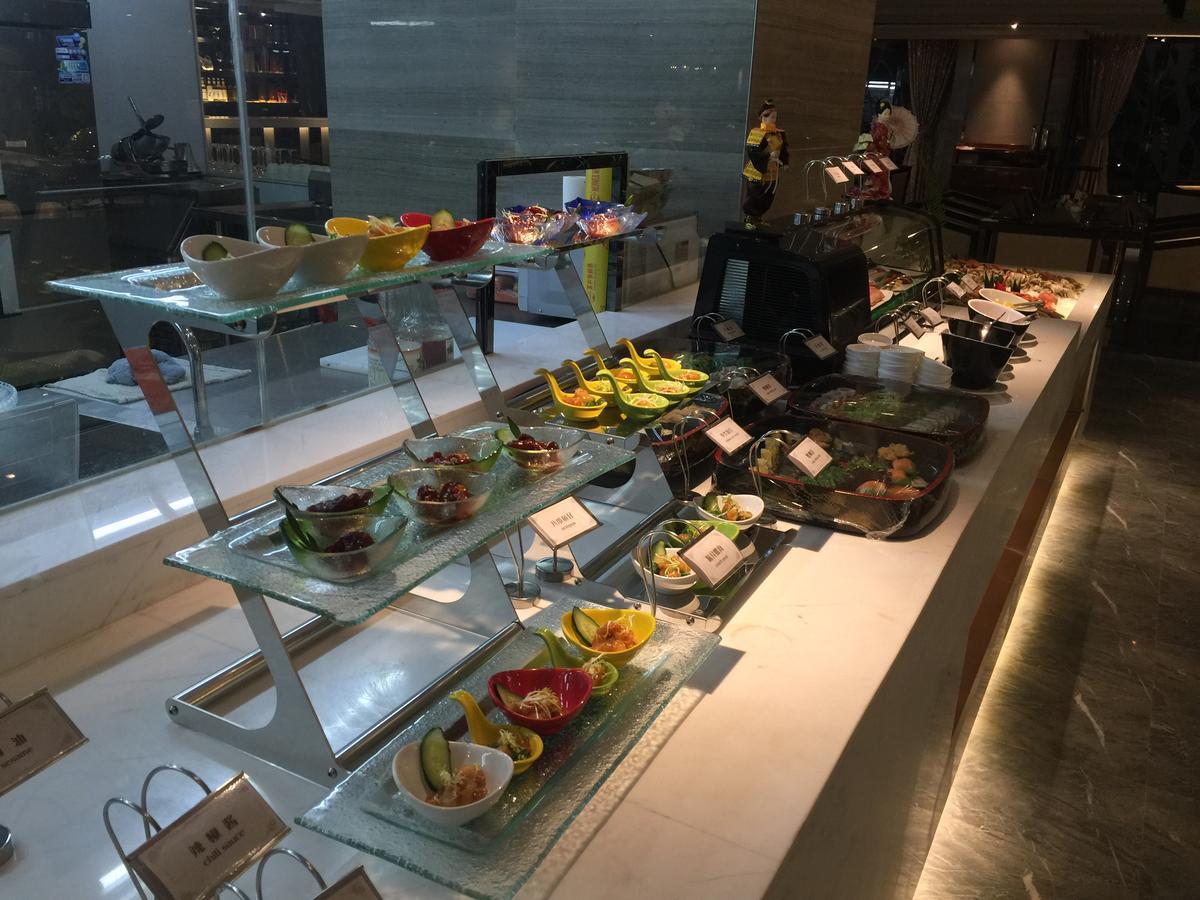 Ramada Foshan Hotel Esterno foto