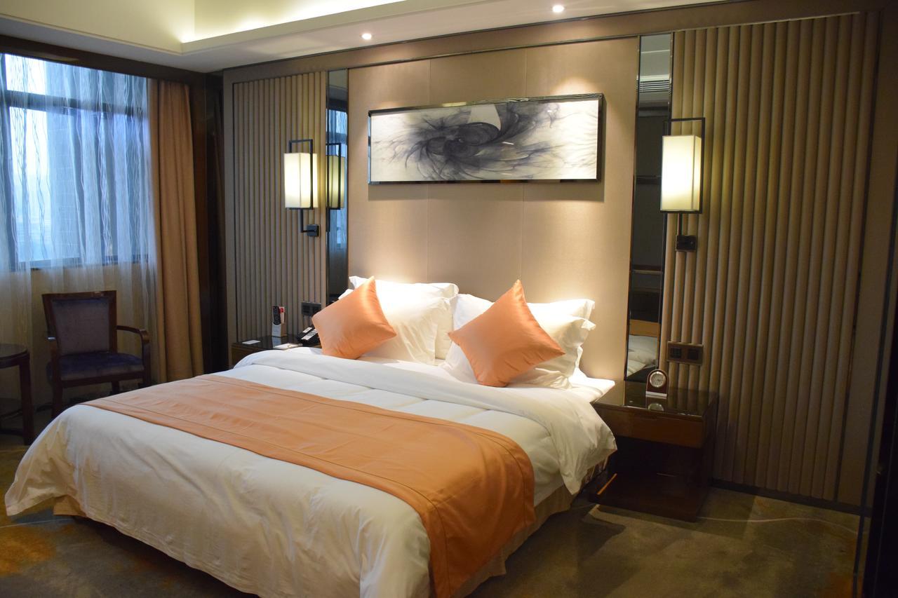 Ramada Foshan Hotel Esterno foto